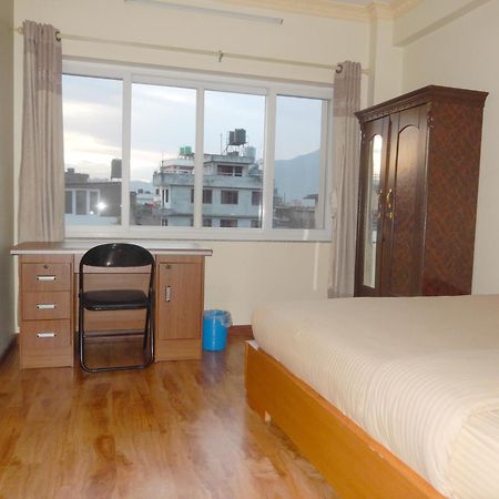 Shine Homestay Famille Francophone Kathmandu Esterno foto