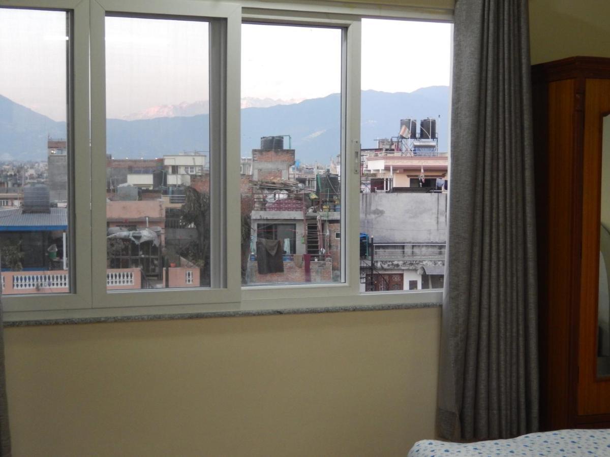 Shine Homestay Famille Francophone Kathmandu Esterno foto