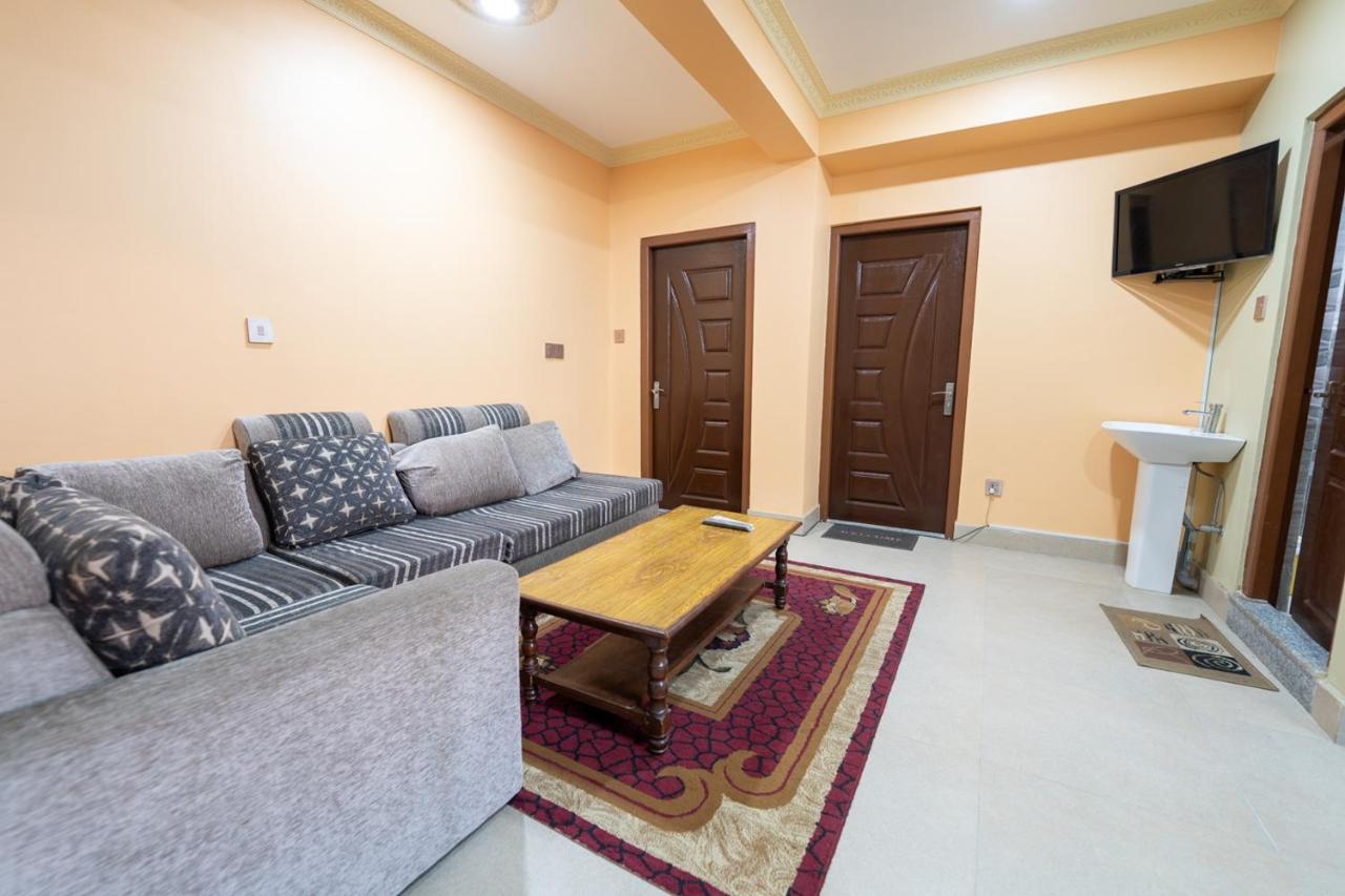 Shine Homestay Famille Francophone Kathmandu Esterno foto