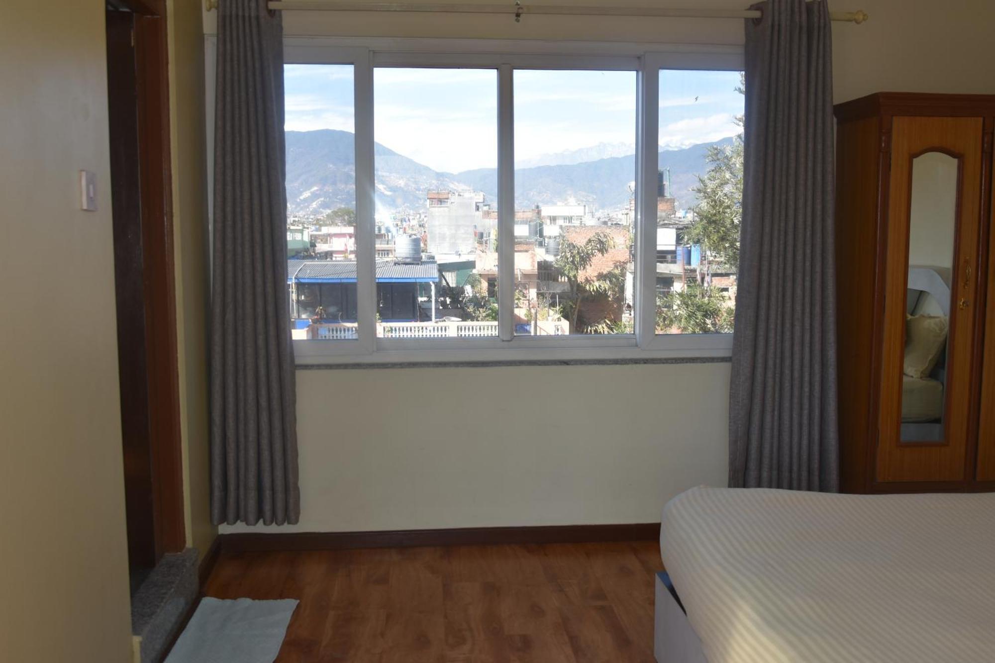 Shine Homestay Famille Francophone Kathmandu Esterno foto